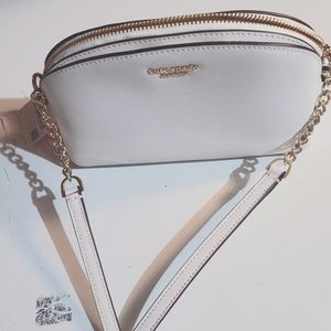 New never used!  Small Kate spade hand bag!!